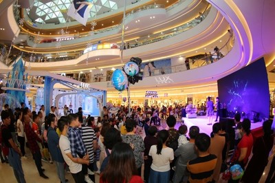 力士冰雪香氛主題展全國首展落地步步高梅溪新天地